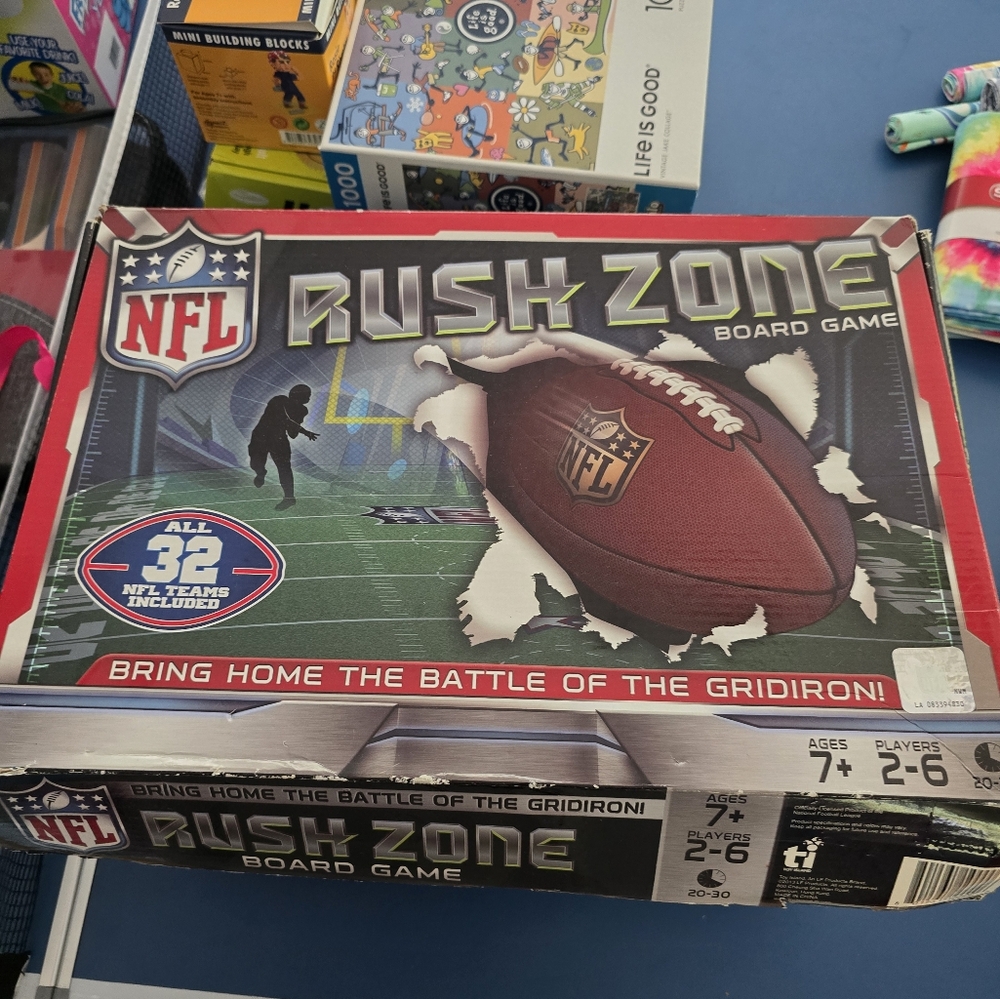 NFL Rush Zone Board Game - Black and Red Vintage Edition